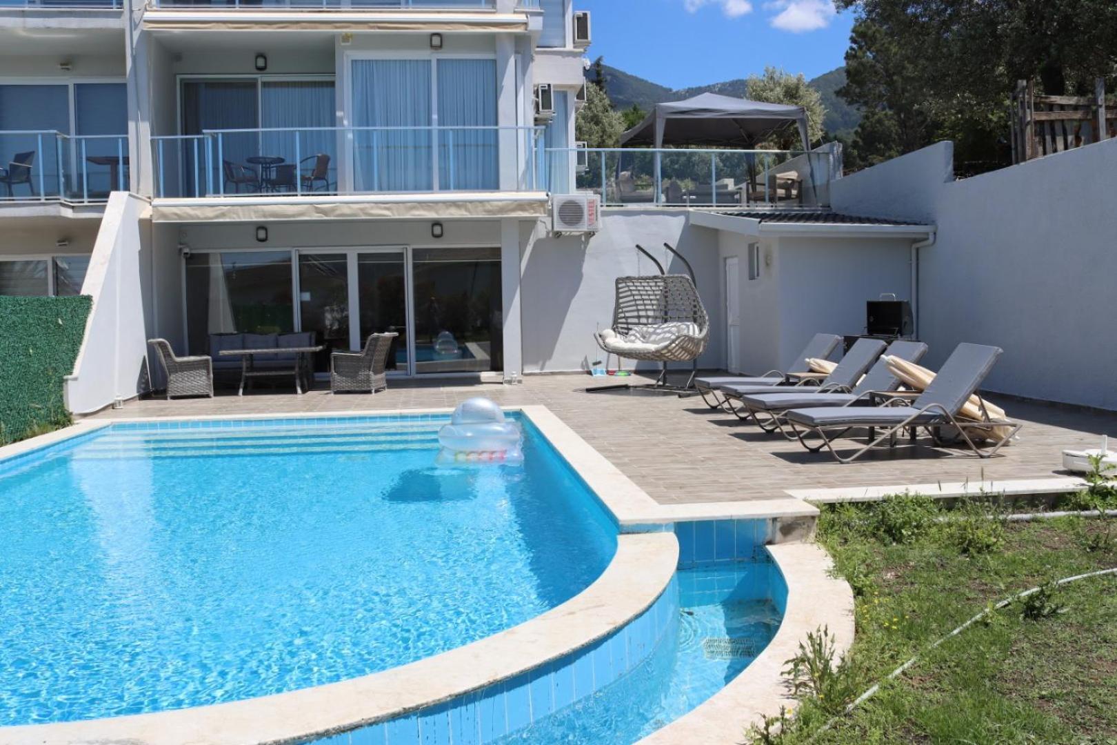 Vacation Home With Private Pool, Fethiye, Oludeniz Cedit 外观 照片